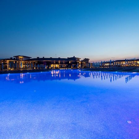 Nevis Resort & Aqua Park Napospart Kültér fotó