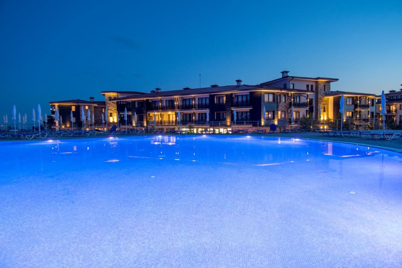 Nevis Resort & Aqua Park Napospart Kültér fotó